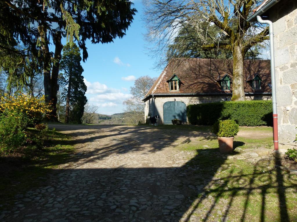 Château de Crocq - Chambres d'Hôtes de Charme Exterior foto